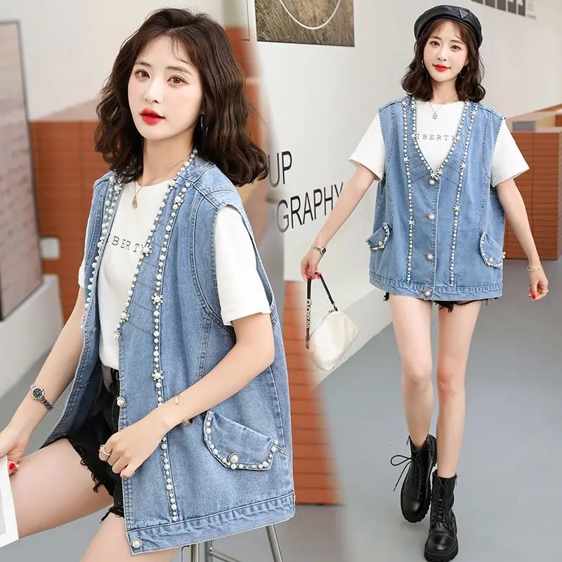 

Vintage denim waistcoat women fashion spring summer new V-neck beading sleeveless jacket female jeans vest Loose tops coat T269