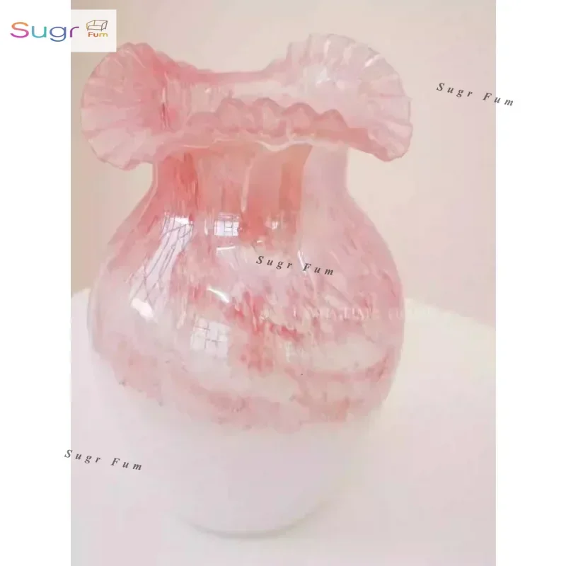 

Pink texture gradual change retro French Fenton high art handmade glazed glass vase flower arrangement ornament
