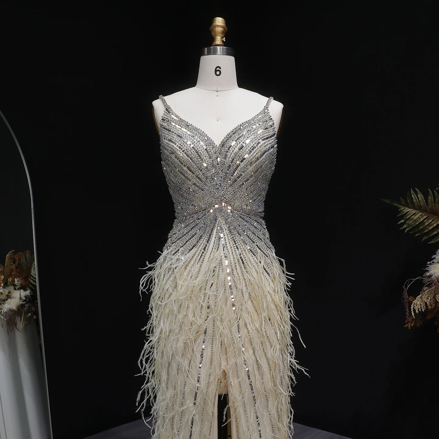 Sharon Said Dubai Luxuriöse Feder-Meerjungfrauenkleider in Silber für Hochzeiten, Blaues Arabisches Abendkleid, Partykleider SS004 Maßanfertigung – Detail 6