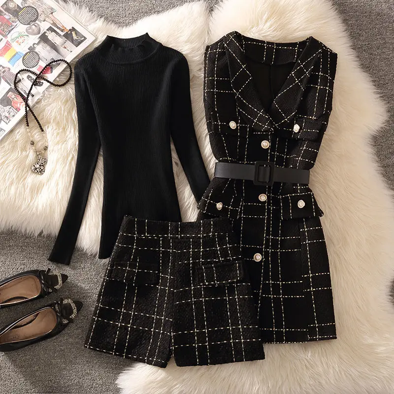 

Small Fragrant Tweed Suit for Women Long Vest Coat Knitted Base Shirt and Shorts Office Commuting Set Elegant and Trendy 3 Piece