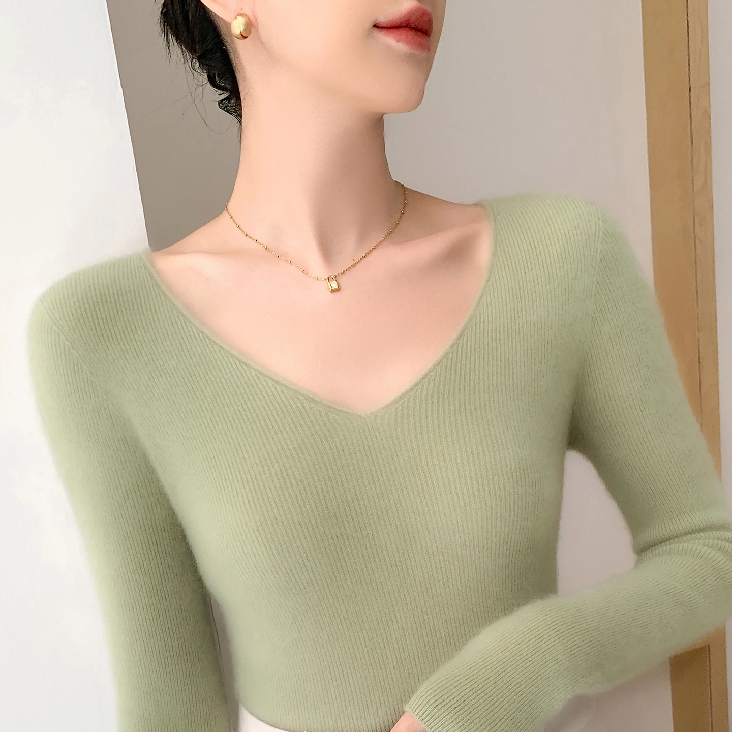 

Простой женский свитер, пуловер из 100% кашемира, трикотаж с v-образным вырезом, однотонный бесшовный облегающий базовый топ с длинными рукавами, осень-зима