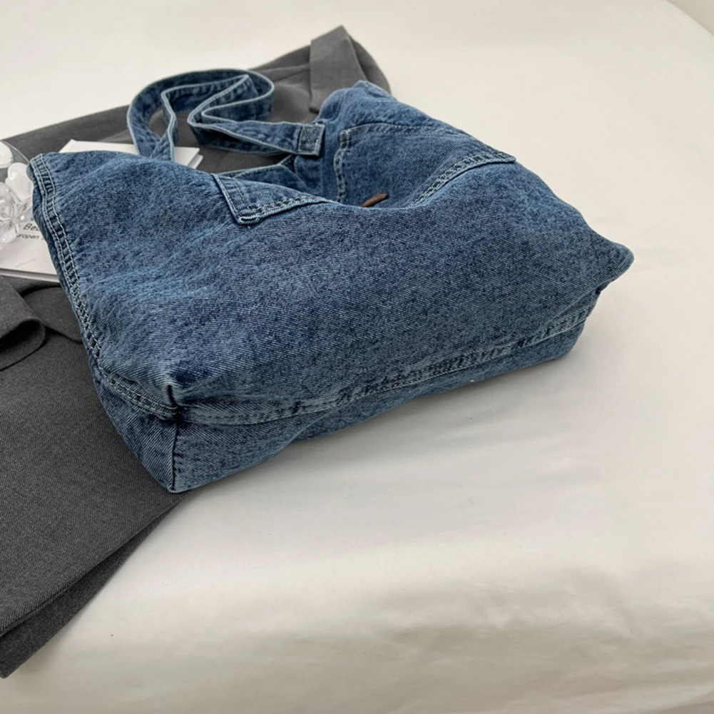 

Women Tote Bag Large Capacity Denim Clutch Bag Fashionalbe Underarm Bag Vintage Simple Female Commuter Handbag for Office Travel