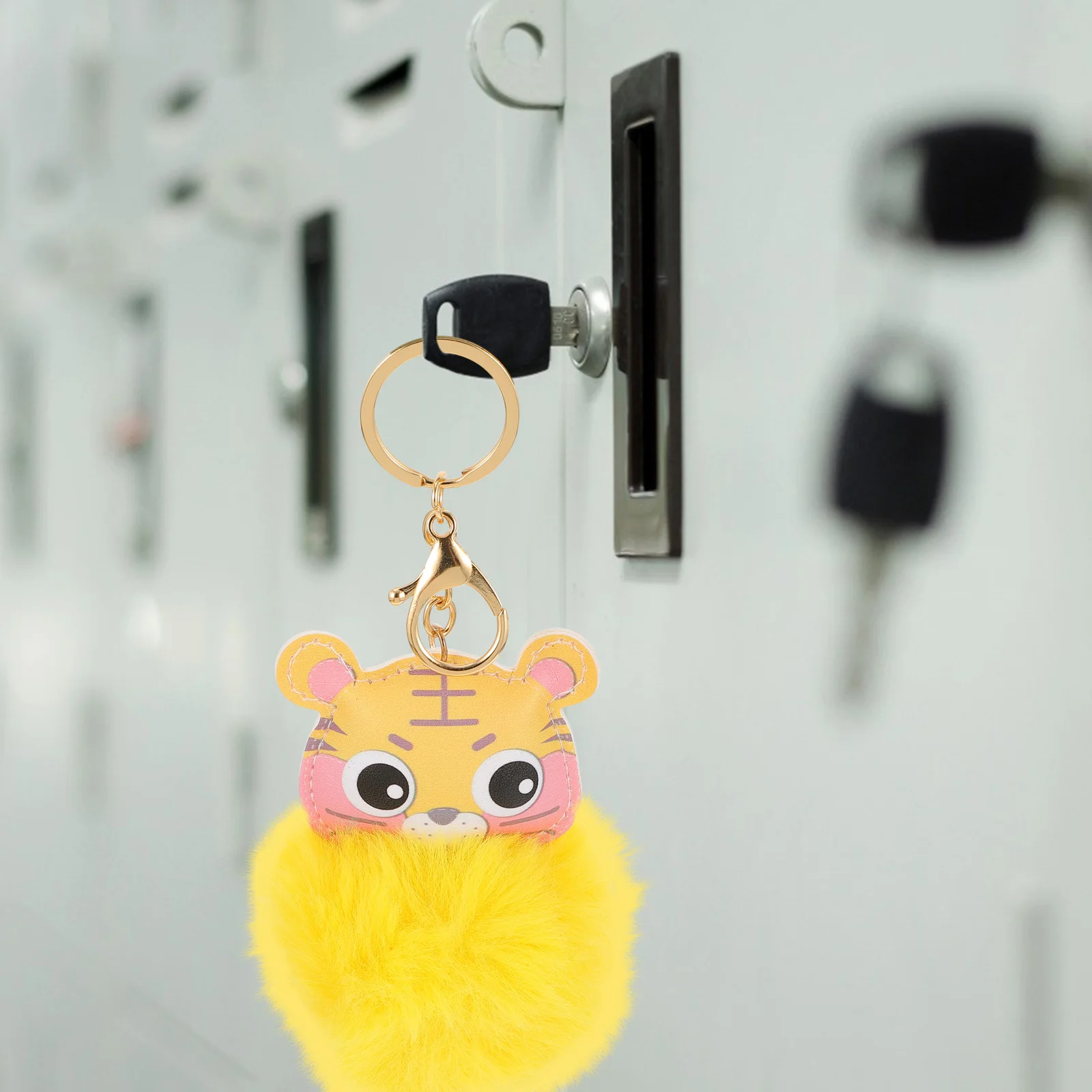 

2Pcs Creative Tiger Key Chains Cartoon Bag Pendants Decorative Key Rings for Bags Bag Pendants Hanging Decor