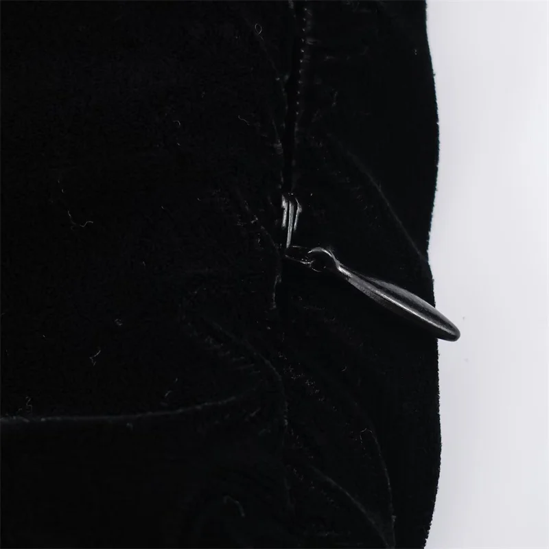 Robe longue noire en velours pour femmes, manches courtes, col asymétrique, élégante et élégante, nouvelle collection hiver 2025