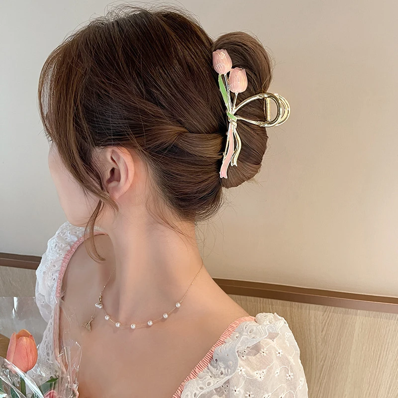 Tulip Flower Hair Clip Back Head Grab Clip For Woman Fashion Ponytail Fixed Hairpins Simple Oversize Shark Clip Hair Accessories