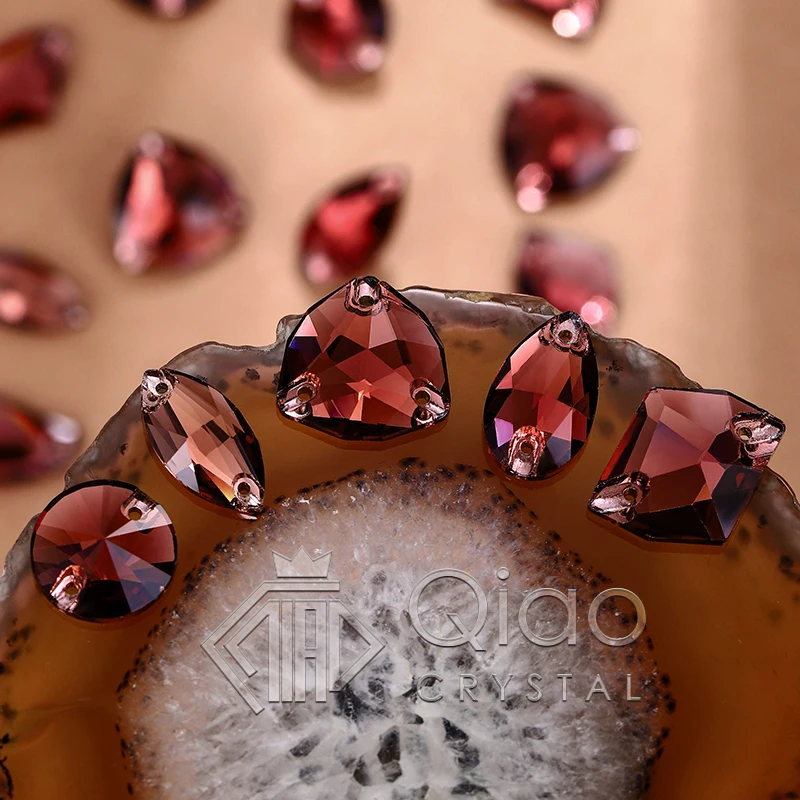 QIAO Burgunderrote Navette-Tropfen-Strasssteine aus Rolivi-Glas zum Aufnähen für Kleidung, Taschen und Modeaccessoires – Detail 5