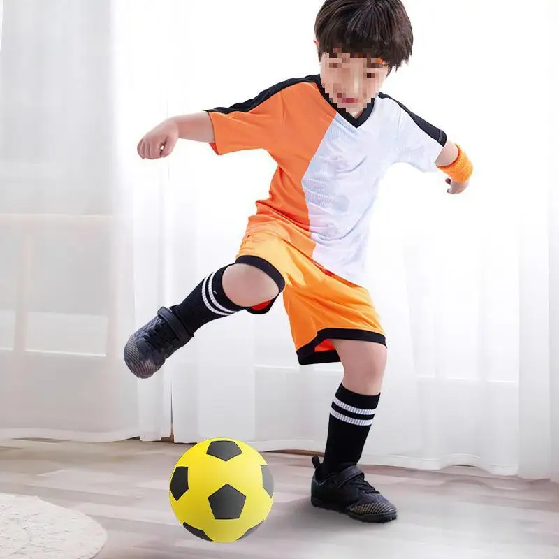 

1Pc 3 Colors High-Elastic Indoor Silent Football PU Foam Practice Ball Comes With A Net Bag For Home Use And Skill Development