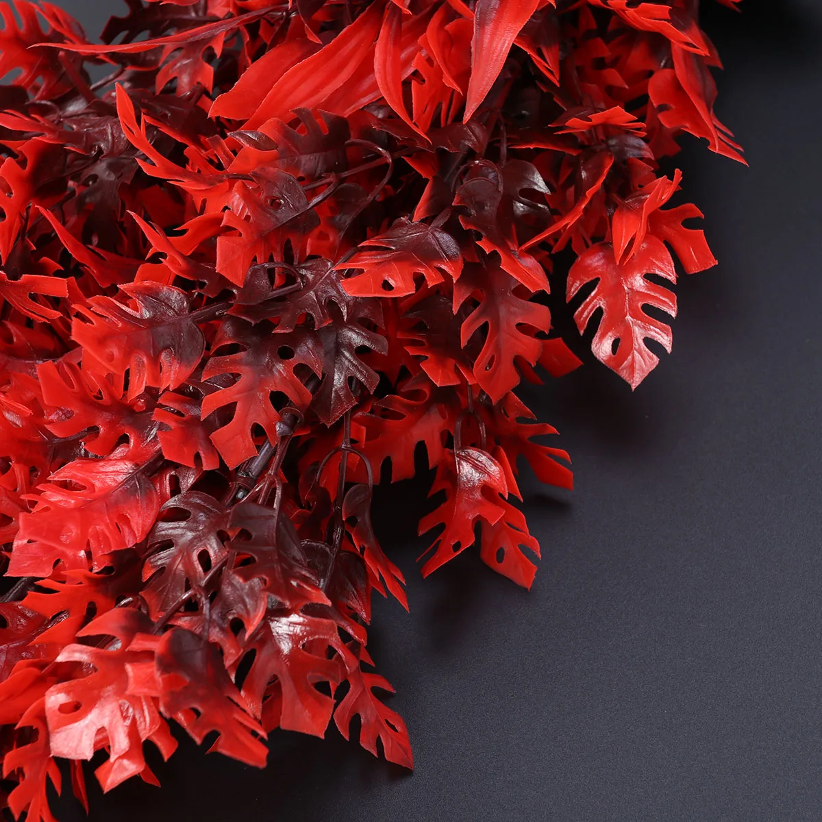 

Artificial Aquarium Plants 40 CM Large Red Leaf Fake Grass Decorations for Fish Tank Plastic Long Lasting Safe