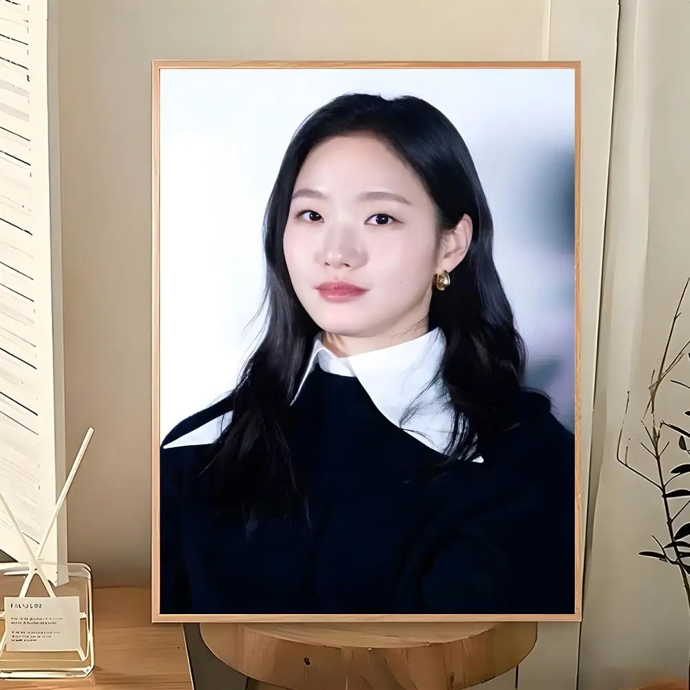 Actress Korean Movie Lead Kim Go-Eun Poster Wall Art Painting for Living Room Home Decoration and Holiday Gifts
