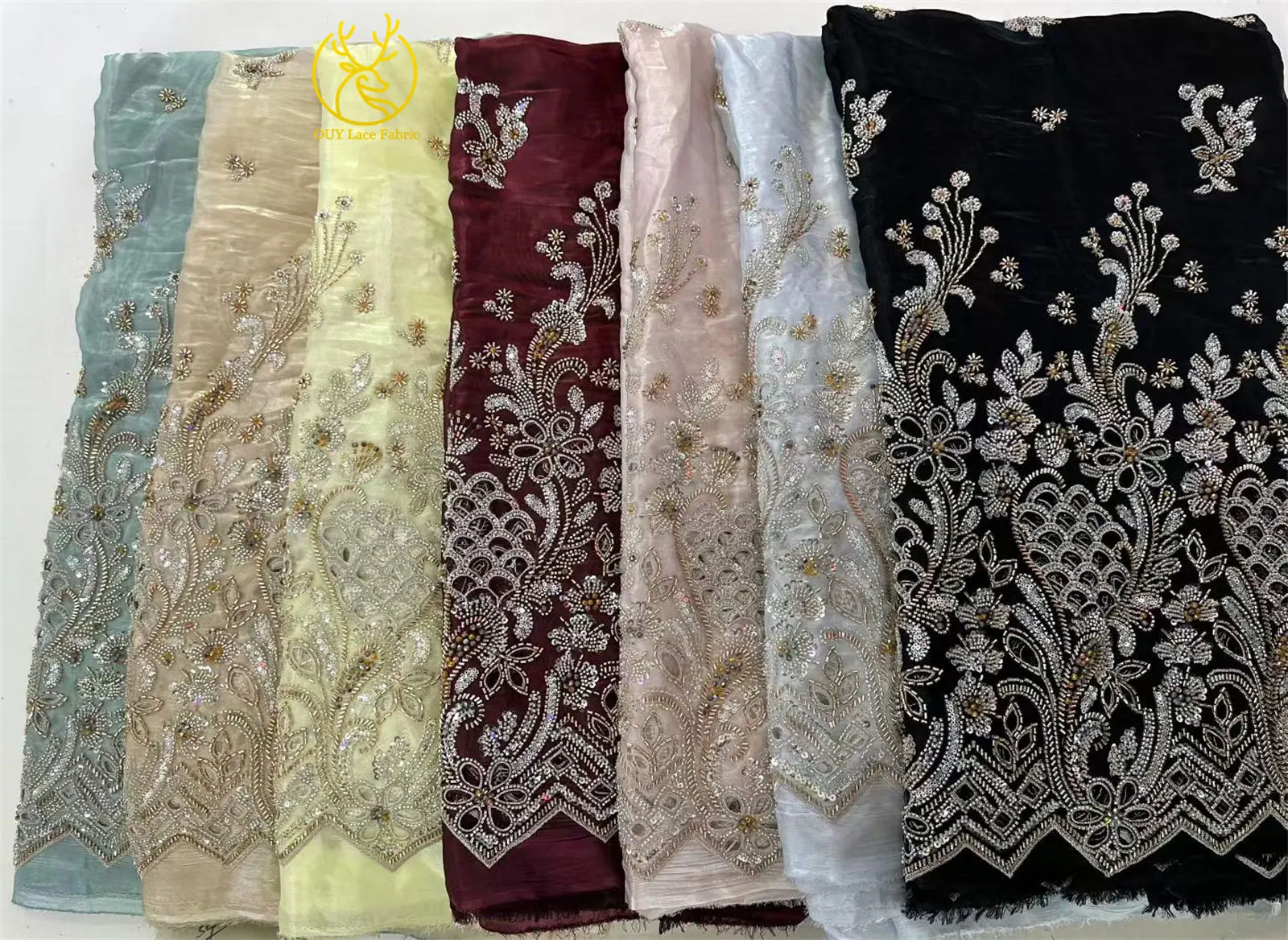 Neueste Afrikanische Schwer Verzierte Spitzenstoffe 5 Yards Nigerianische Schweizer Perlen-Pailletten-Spitze für Bräutigam-Kleider und Damenkleider zum Nähen – Detail 3