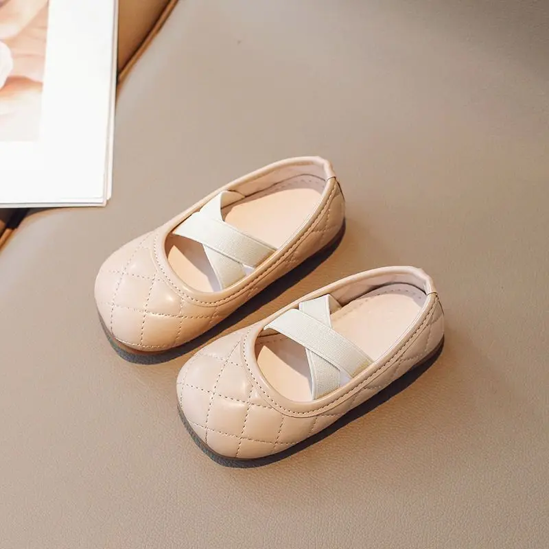 Meninas princesa estilo apartamentos de couro 2026 primavera outono recém chegados sola macia crianças sapatos casuais para crianças