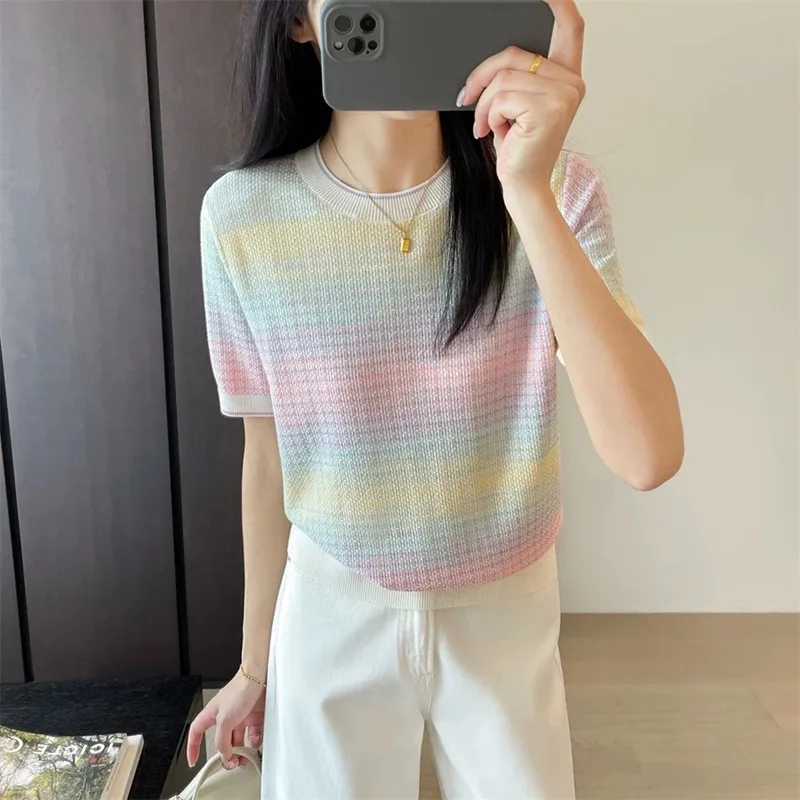 

Женская трикотажная футболка с круглым вырезом и короткими рукавами, полосатый слой, пуловер градиентного цвета, весна-лето 2025, новый повседневный удобный топ