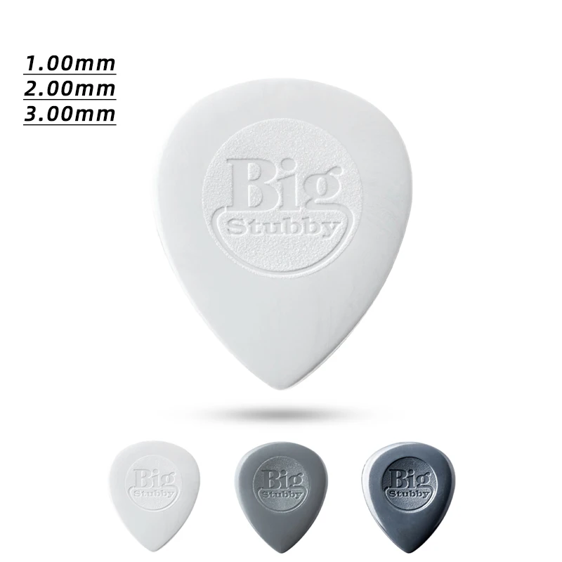 Guitar pick. Nylon stubby series non-slip pick. The pointed version is suitable for quick strumming. The thickness is 1/2/3.00mm