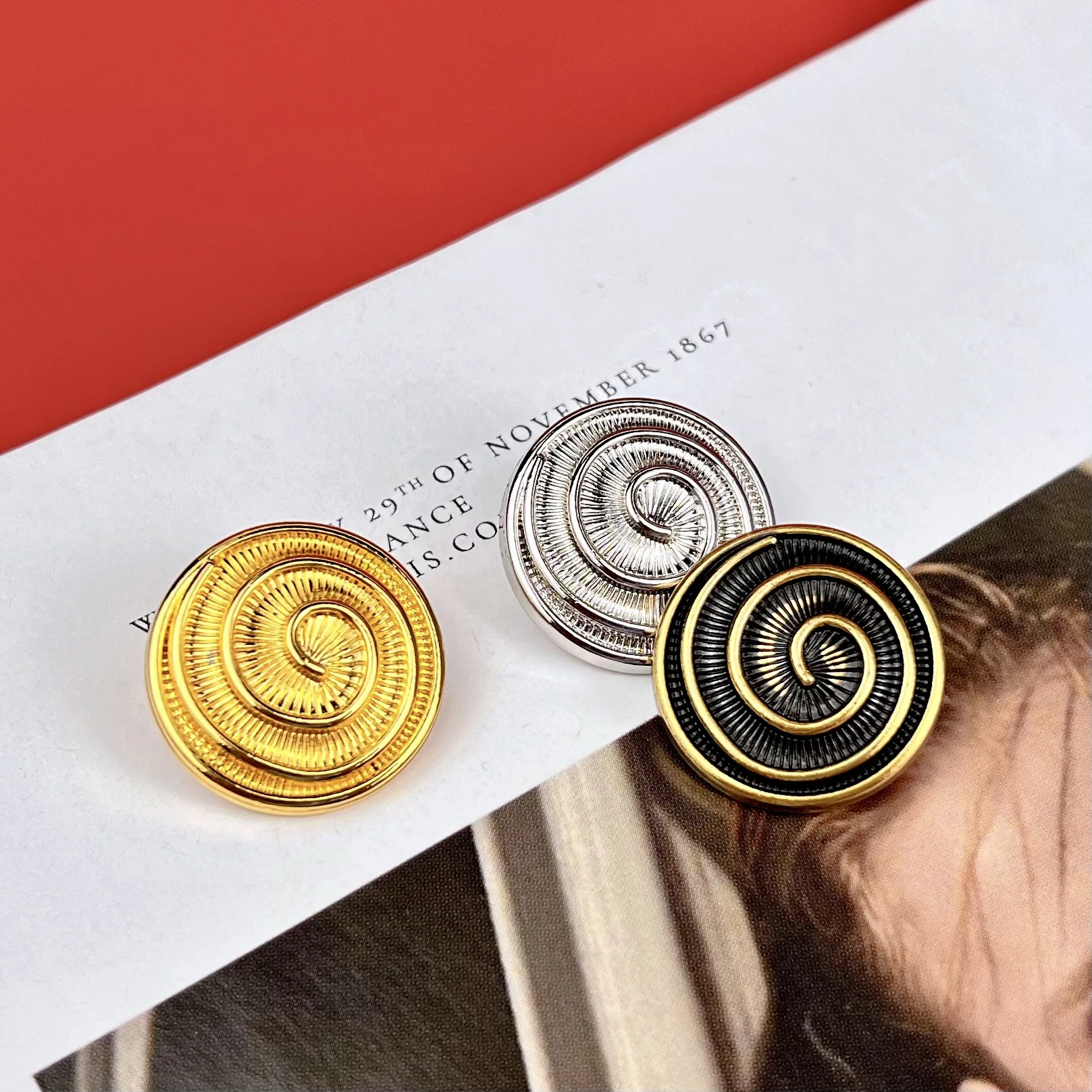10pcs 18MM/20MM/23MM Metal Button Sewing Clothing Accessories DIY Craft Vintage Engrave Spiral