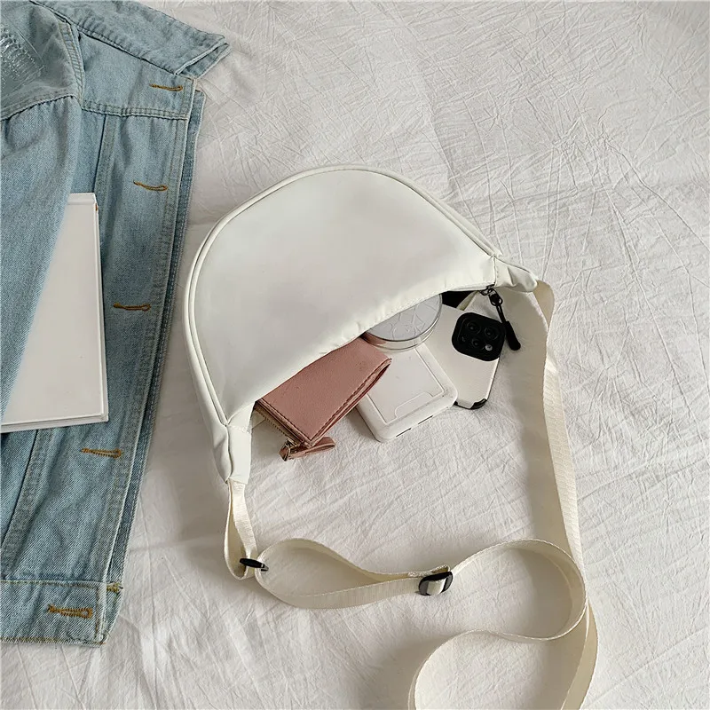 Homefish New Simple and Casual Solid Color Nylon Large Capacity Women\'s Dumpling Bag Shoulder Bag for Travel and Commuting