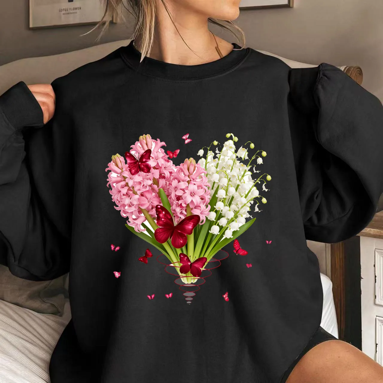2026 Nieuw dames cartoon anime los fleece sweatshirt met lange mouwen en ronde hals