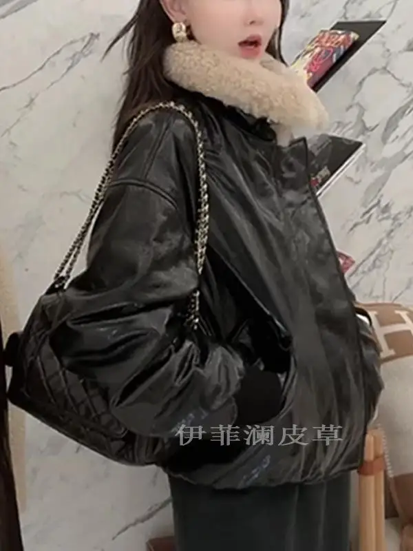 Chen Tai Jaet de cuero genuino para mujer, abrigo cálido de longitud media con cuello de piel de cordero y béisbol relleno de algodón