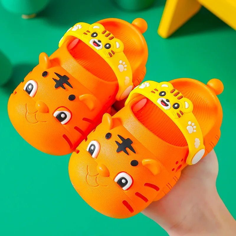 Designer slippers baby tiger cartoon children garden shoes breathable slides infant 1-6 year Babi home slippers shoes kid