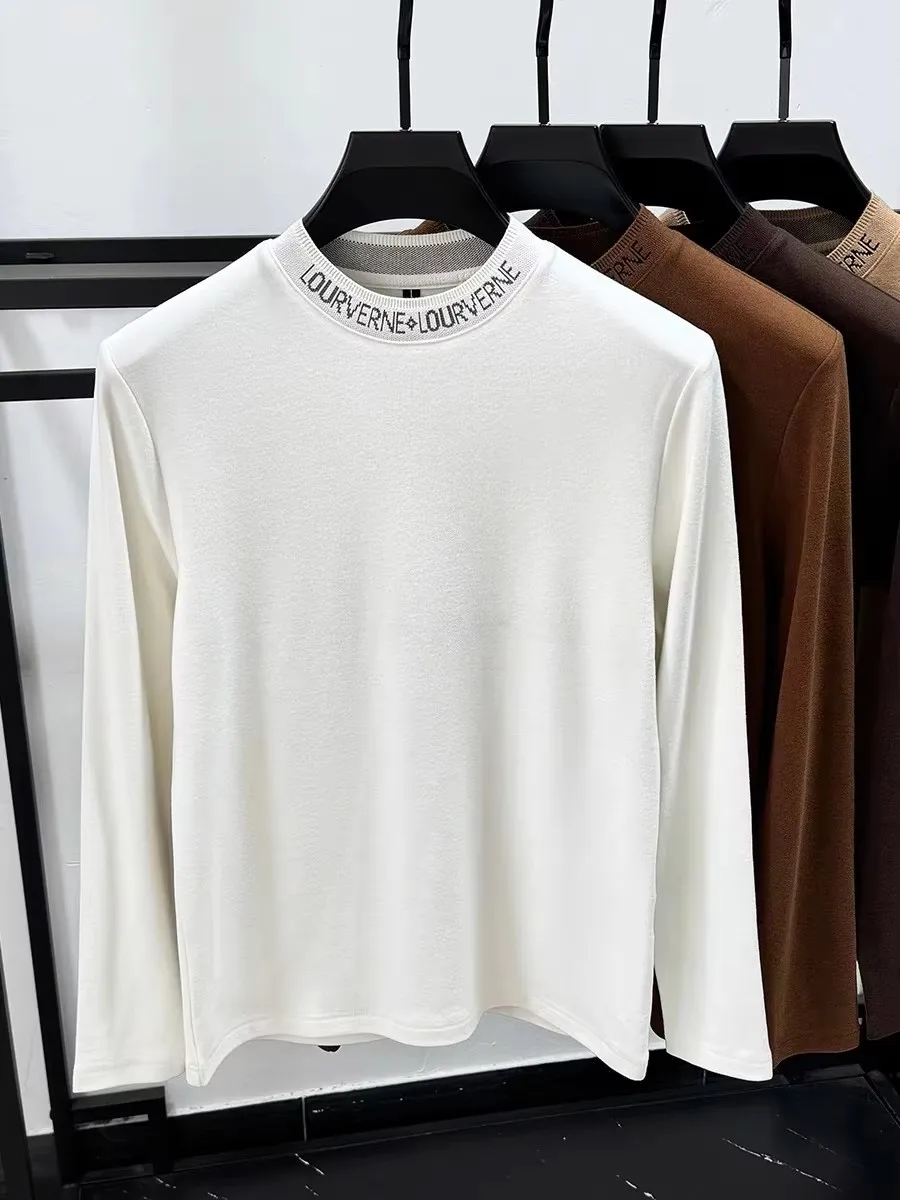 Camiseta ligera de manga larga de terciopelo de marca de lujo para hombre, top de cuello redondo, nueva tendencia de otoño, sudadera informal cálida bordada con cuello