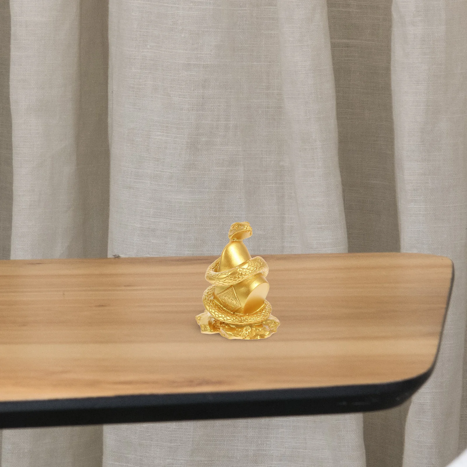 

Small Resin Gold Snake Statue Chinese Zodiac Desktop Garden Decor Realistic Lifelike Fake Snake Simulation Prank Prop