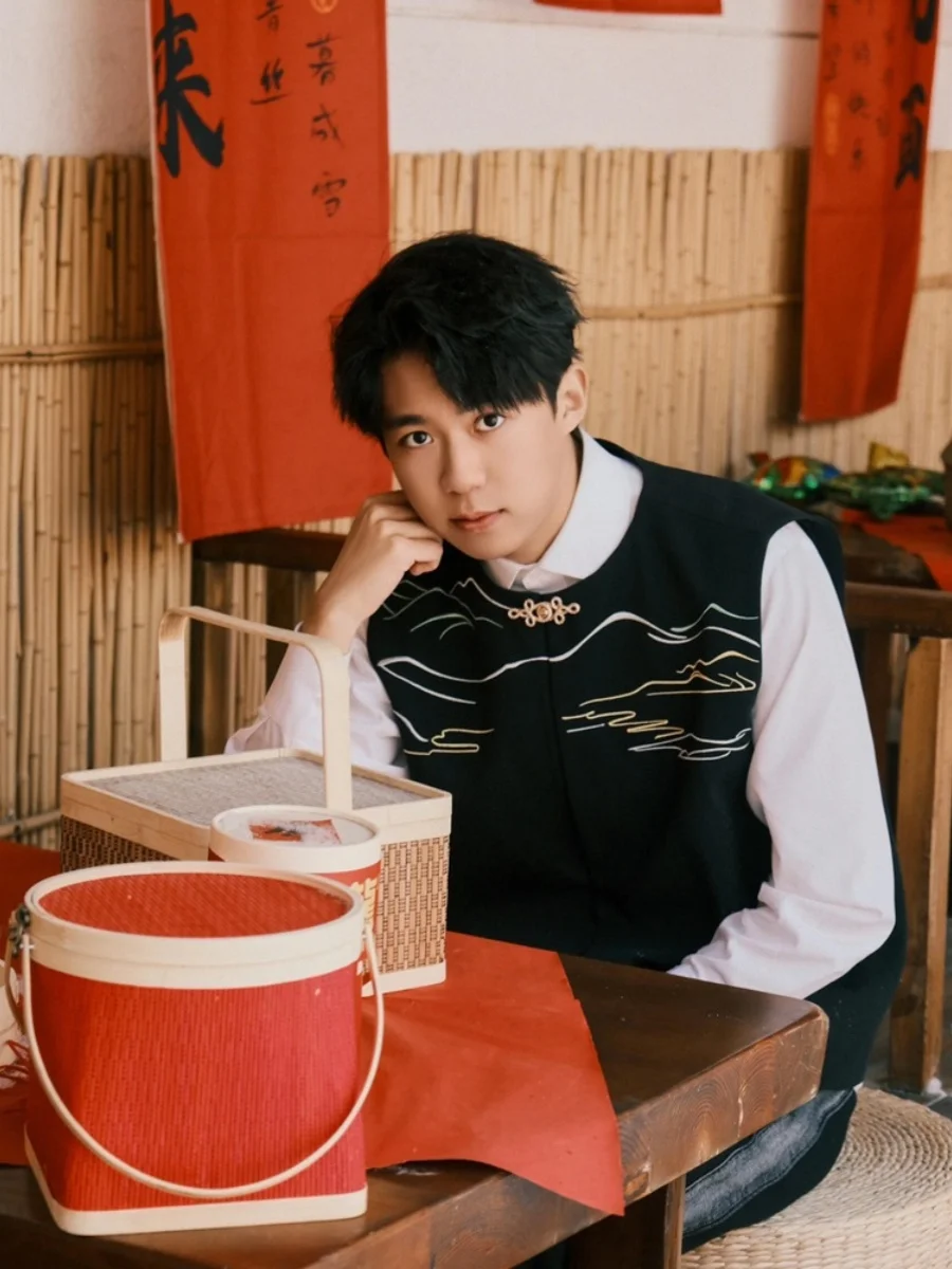 

New Chinese Sle round Ne Svel Jaet Men's Ele Casual Embroidery Design Wedding Dr Code Loose Fit All Seasons