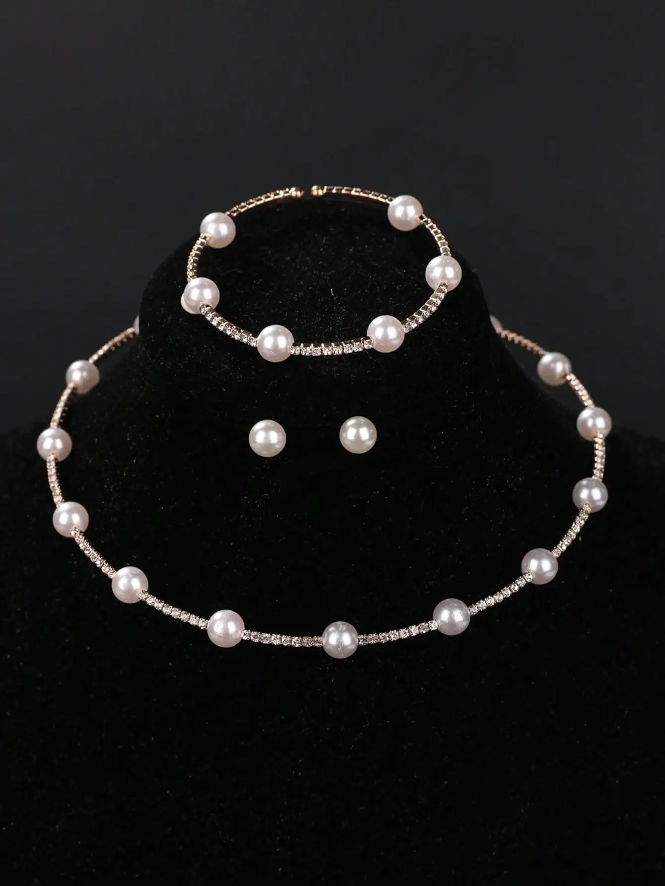 Bride's Pearl and Rhinestone Jewelry Three-Piece Set Necklace Bracelet Earrings Set Evening Wedding Dress Accessories for Women