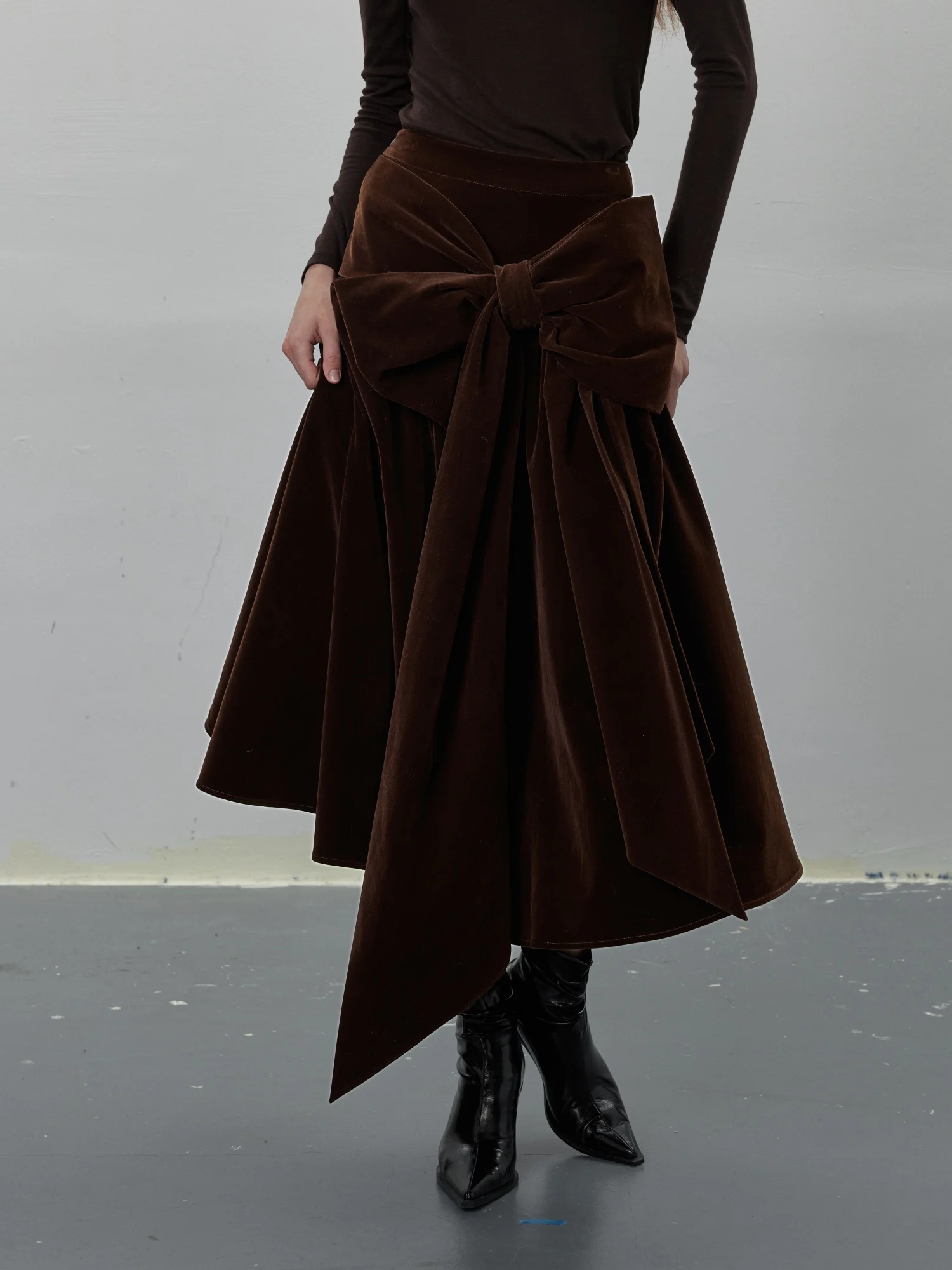 

Зимняя бархатная юбка А-силуэта Lean Project, темно-коричневая, с объемным 3D-узлом, элегантная, женская, с высокой талией, из нейлоновой ткани