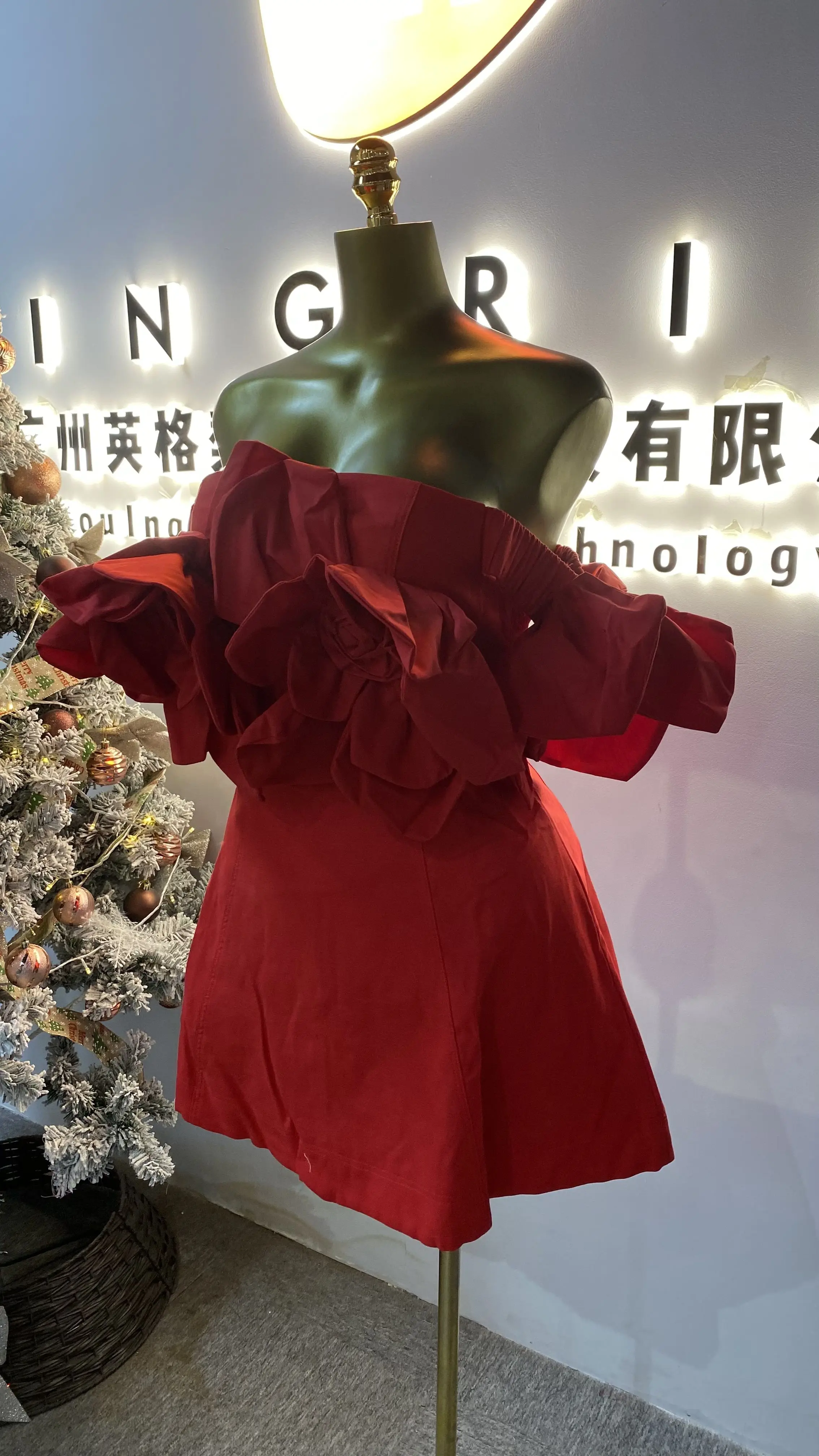 فستان نسائي أنيق مثير مكشوف الكتفين، طراز جديد 2025، تنورة قصيرة زهرية ثلاثية الأبعاد.-GZXX109 #2