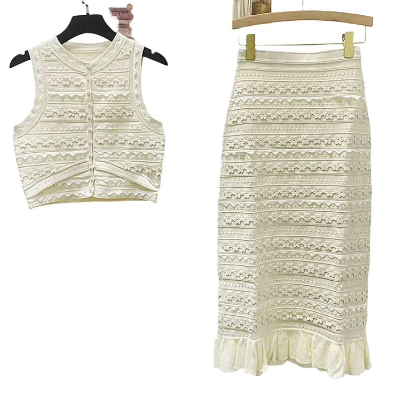 Tempérament élégant simple boutonnage sans manches col rond pull Cardigan 2025 printemps été femmes tricot volants jupe mi-longue