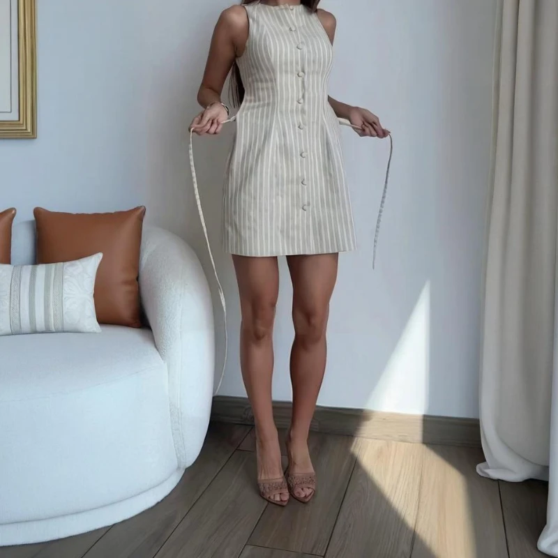 

2025 Summer Women's Solid Color Button Lace Waist Fashion Short Dress