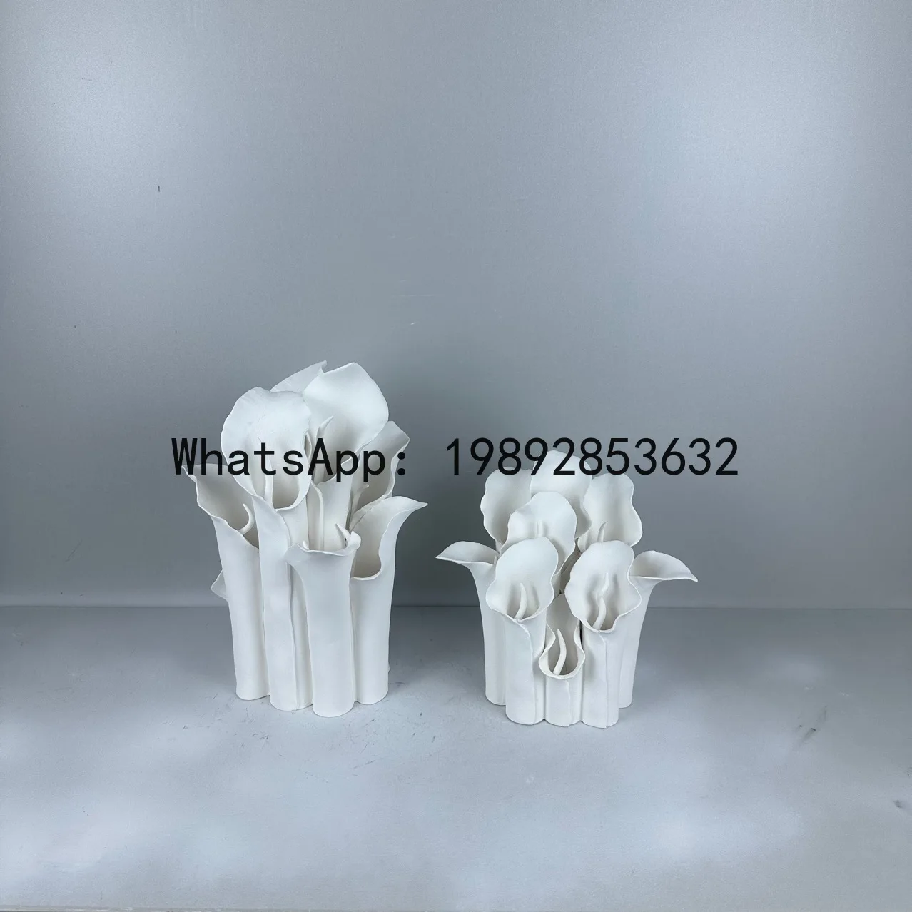 

Ceramic Handicraft Flower Vase Flower Vase Pleated Petal Shape Irregular Abstract Decorative Figurines Decoration Accessories