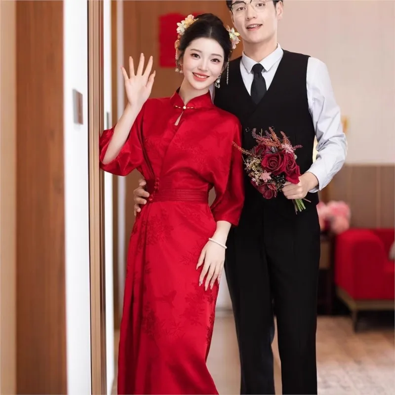 

Новое утреннее платье Cheongsam в китайском стиле, подходящее для повседневного ношения.