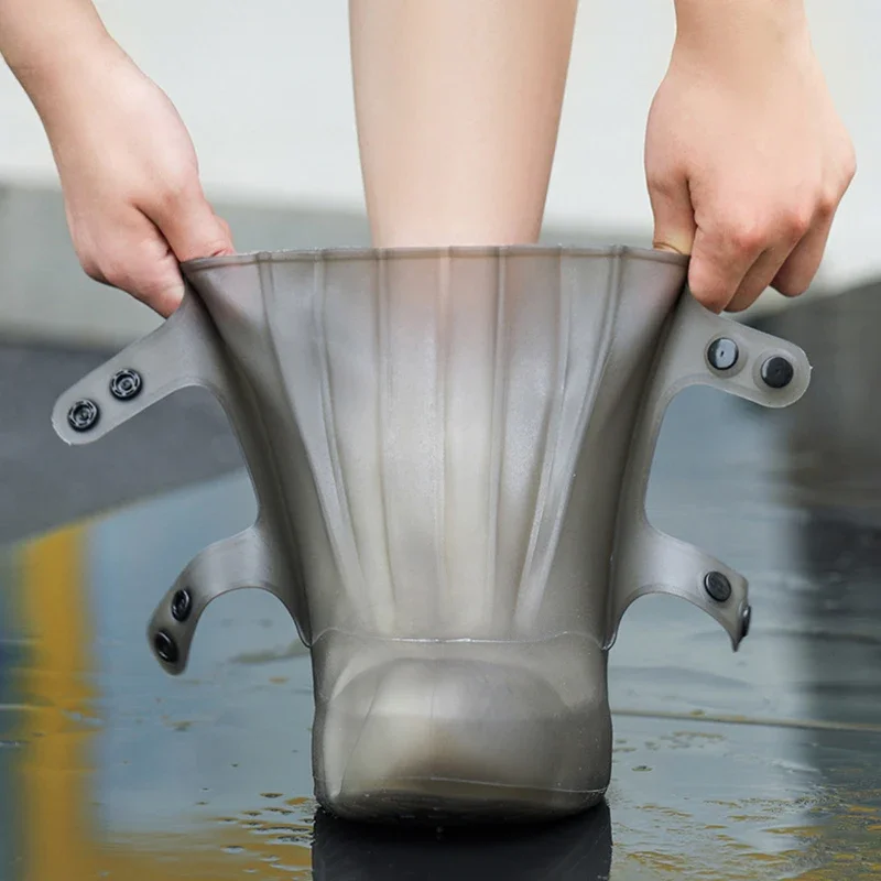 

Middle Top Rain Shoe Covers Waterproof Protector Rain Boot Covers Reusable Non-slip PVC Overshoes With Buttons for Women Men