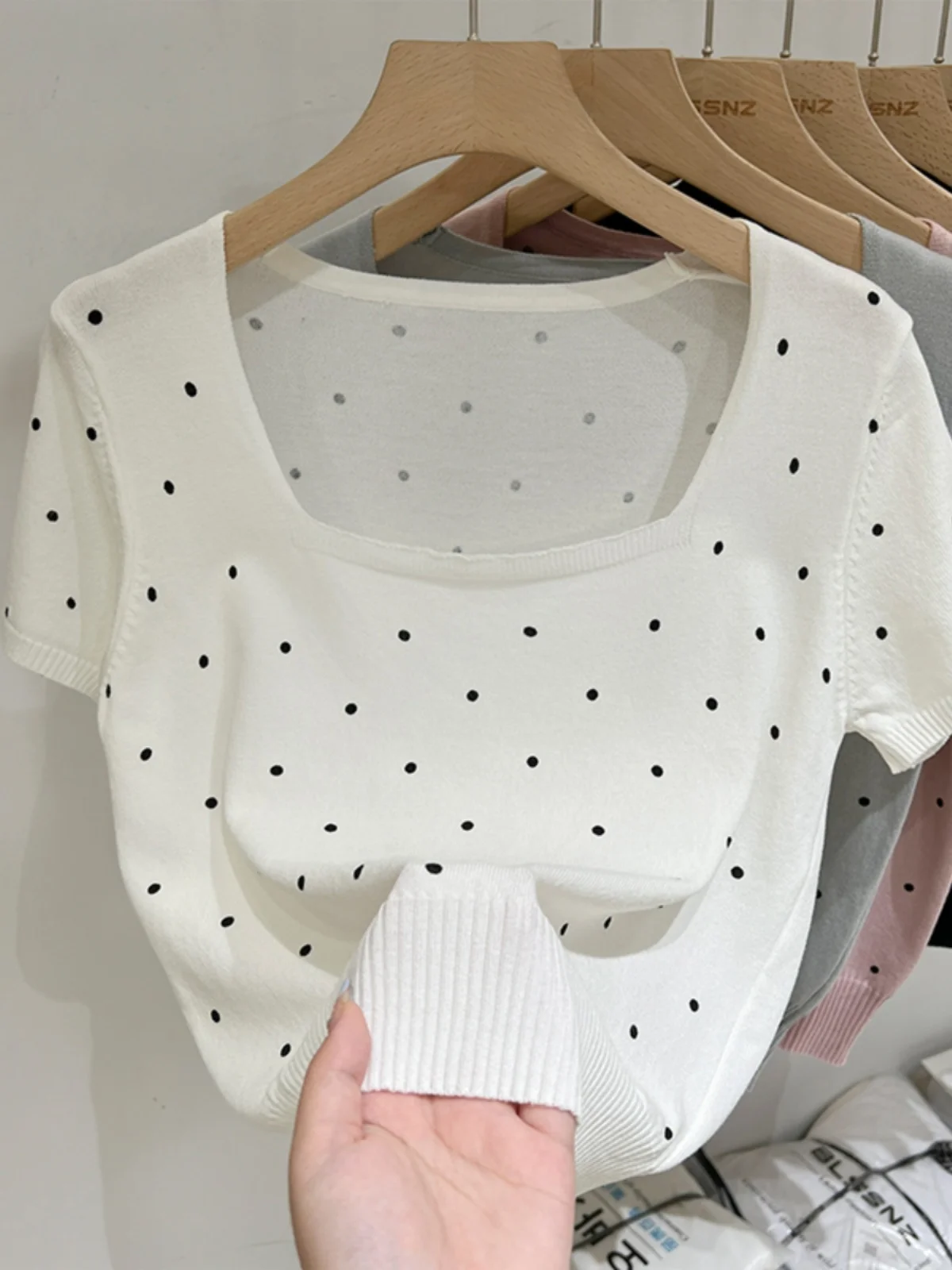 الصيف المرأة محبوك الحرير الجليد ort Sve تي شيرت ساحة طوق البولكا نقطة حجم كبير Faionable الكورية Sle تخفيف #1