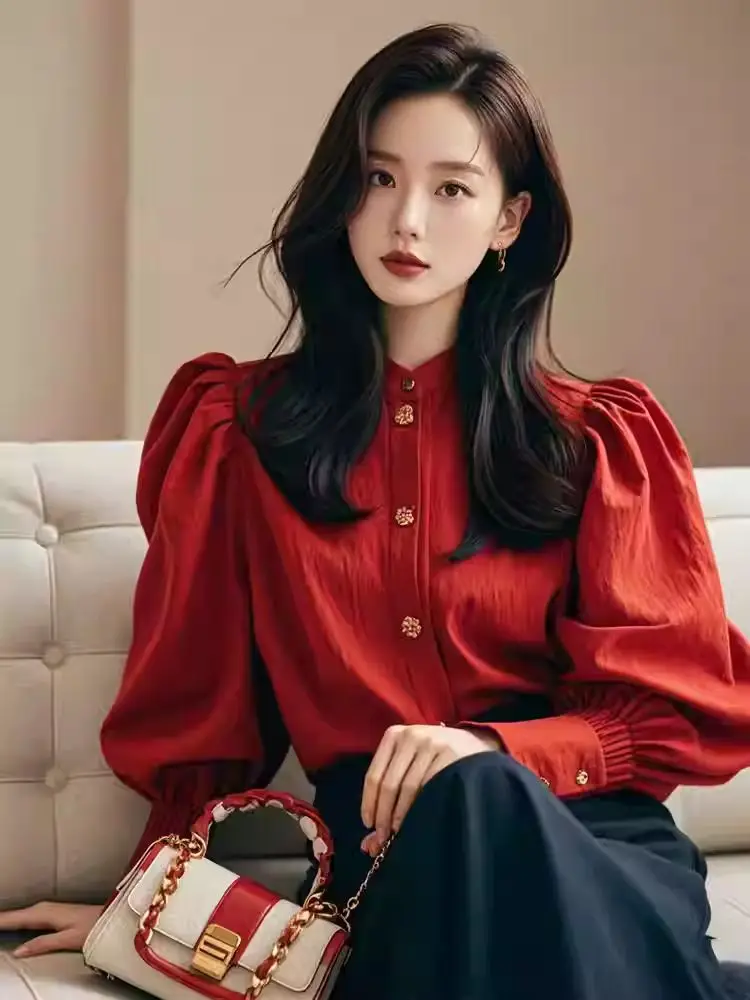 

Red Lantern Sve irt 2025 Весна Осень Cool Tone Personali Small irt Anca Красная рабочая одежда Корейская свободная посадка Long Sve