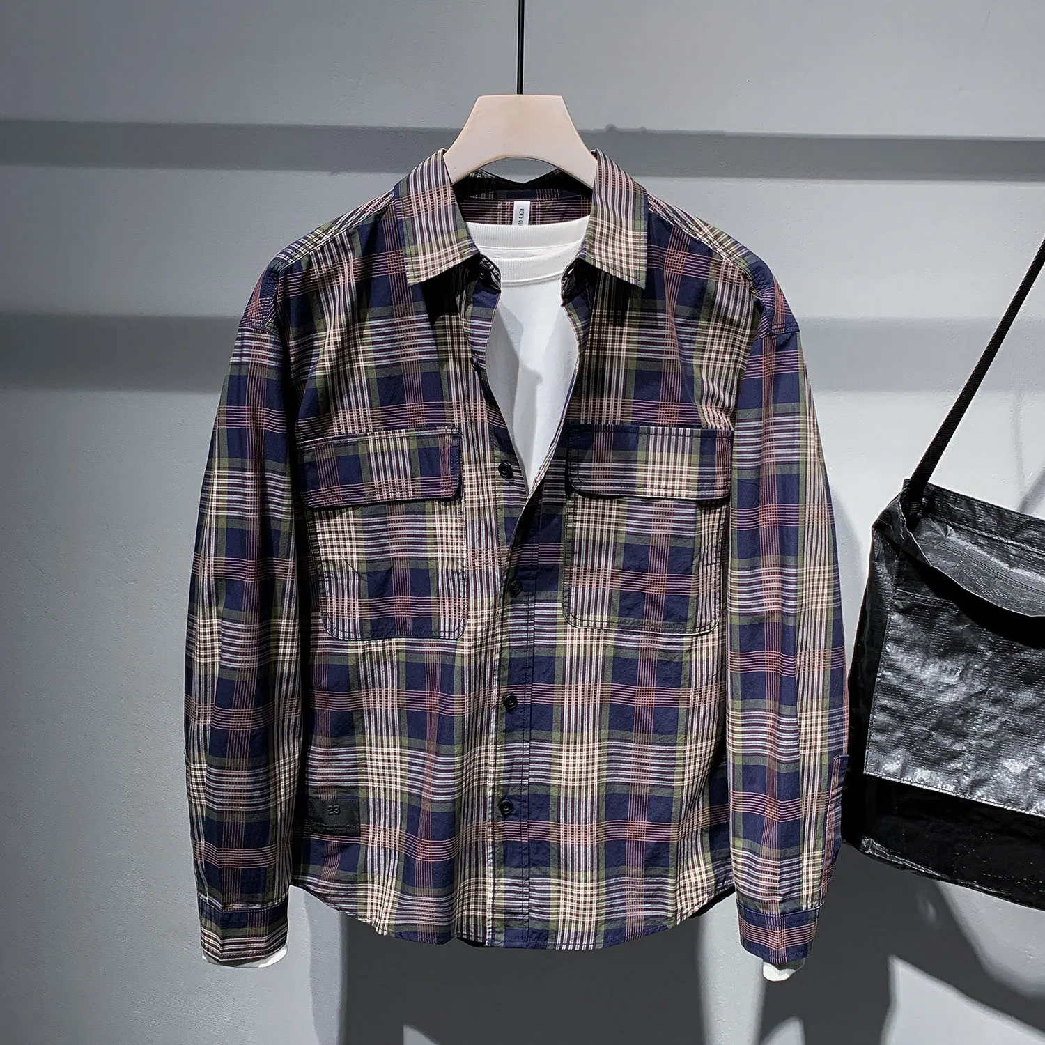 Japanese Vintage Men's Plaid Shirt 2026 Autumn New Casual Fashionable Loose Commuting Male Pocket Design Long Sleeve Shirts