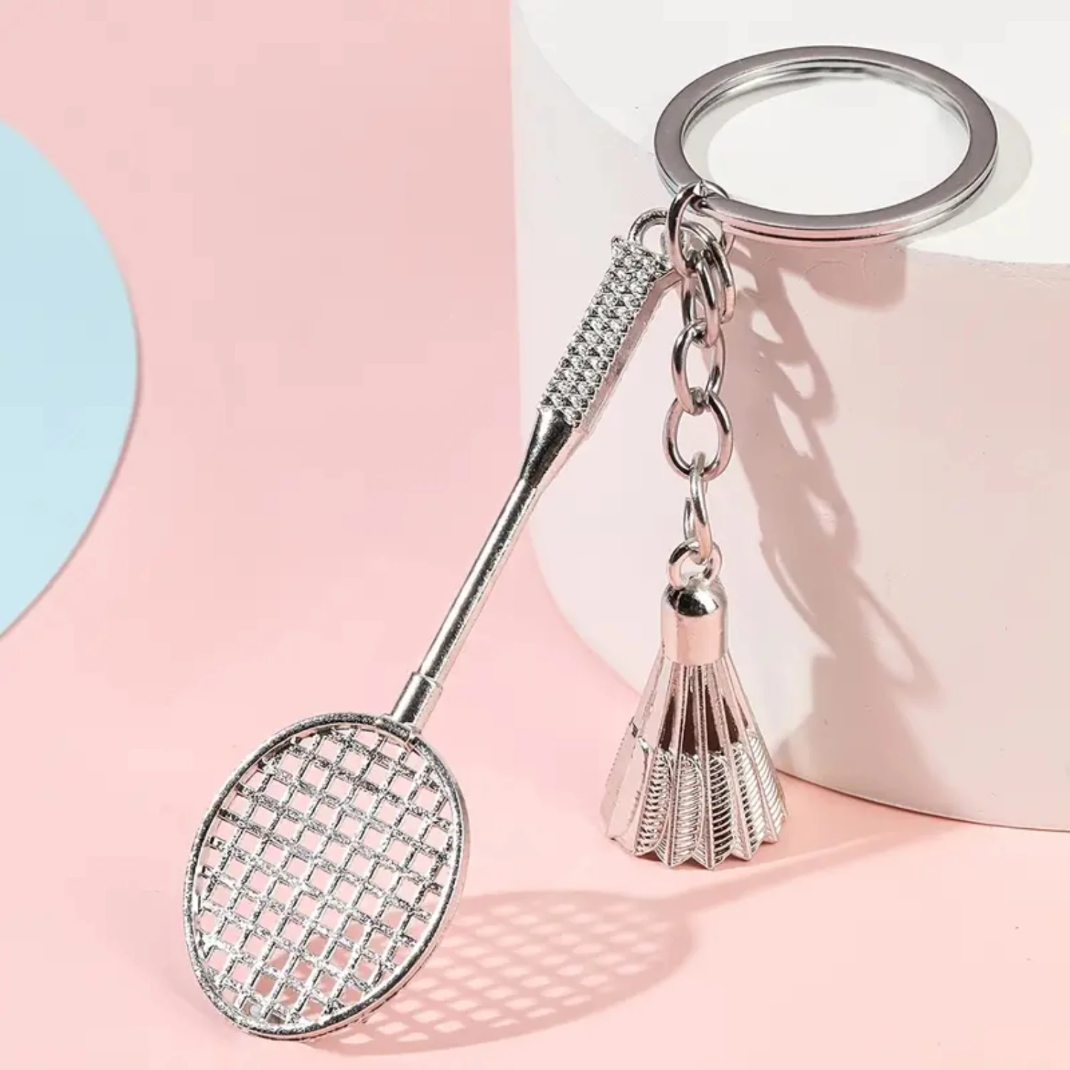 Mini Badminton Keychain with Ball Sports Equipment Shape - Cute Jewelry Accessory and Practical Gift Design