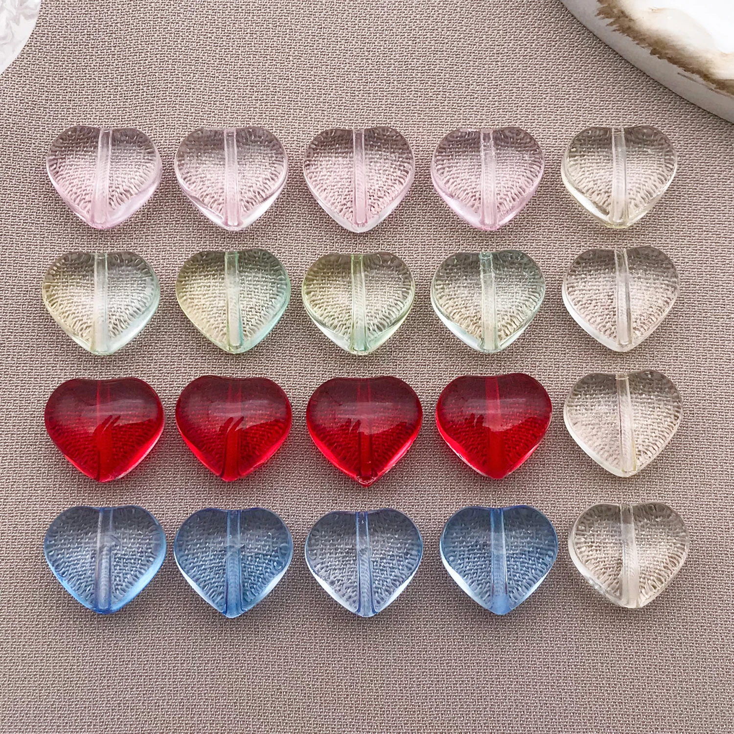20pcs 10mm Glass Heart Shape Pendants Transparent Perforated Spacer Beads Charms For DIY Handmade Jewelry Craft Accessories