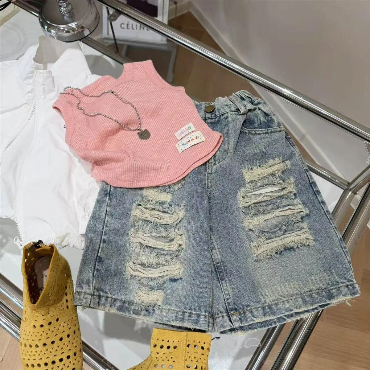 Girls Trendy American Street Style Five Point Ripped Kids Jeans Summer 2026 New Kids Ripped Pants