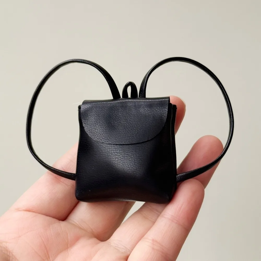 Cute PU Leather Mini Backpack Bag Photography Props Solid color Doll Backpack Doll Accessories Doll Leather Bag 1/6 Zsiga