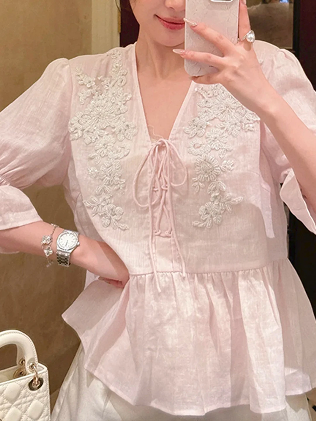 

Ранняя осень, мягкий ветер, светло-розовый, с тяжелой вышивкой, v-образным вырезом, на шнуровке, льняной топ, женский топ, французский с поясом, ор Све