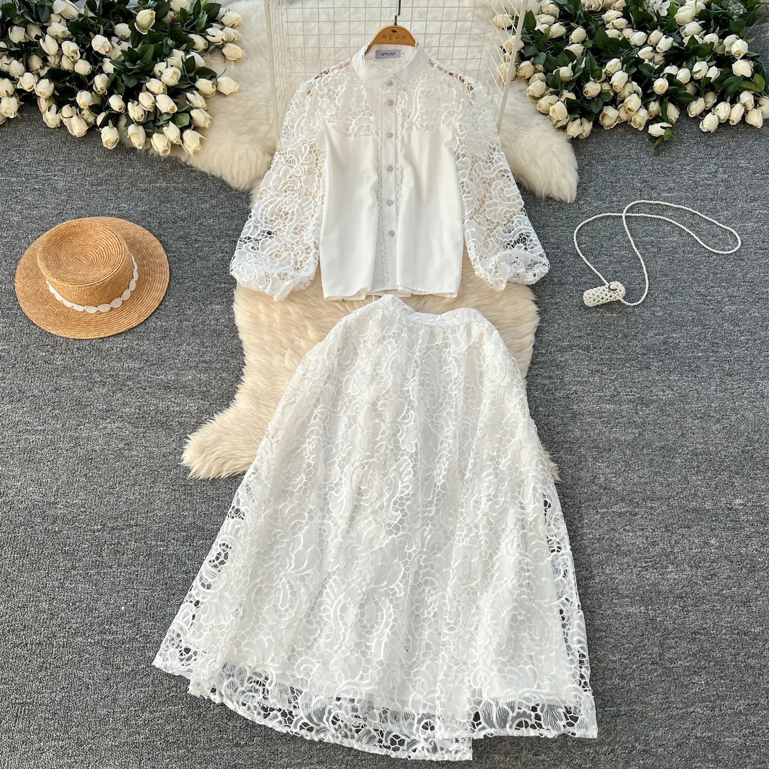 طقم مكون من قطعتين فستان على شكل زهرة هوك مجوف منقوش بأكمام طويلة فساتين عصرية ضيقة للحفلات والنوادي الصيفية