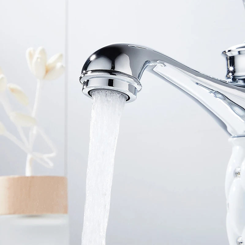 Рисунок 4 - Золотые Смесители для раковины с одной ручкой