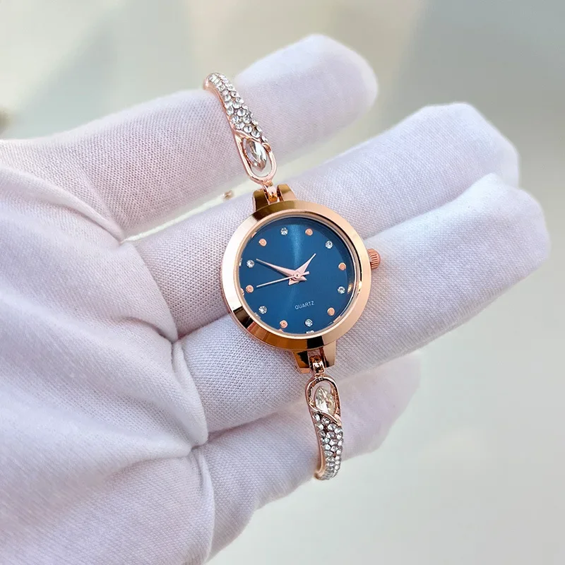 Women's New Quartz Watch Water Diamond Slim and Exquisite Bracelet Women's Watch Korean Quartz Wristwatches Leisure Watch