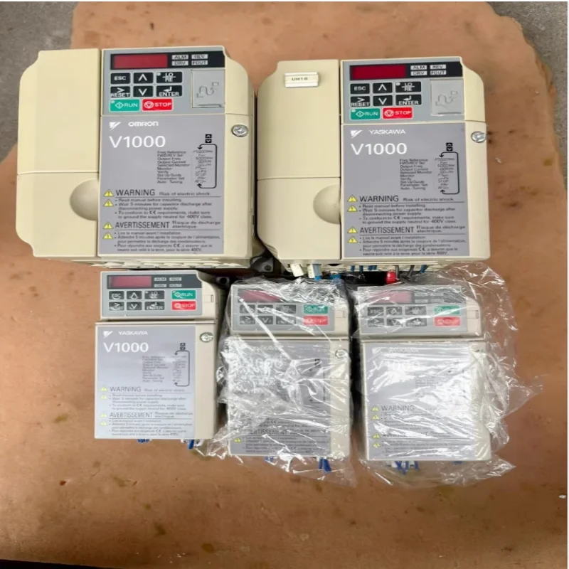 Brand New and   Servo Drive  CIMR-VBBA0010BAA   Fast Shipping DHL FedEx UPS