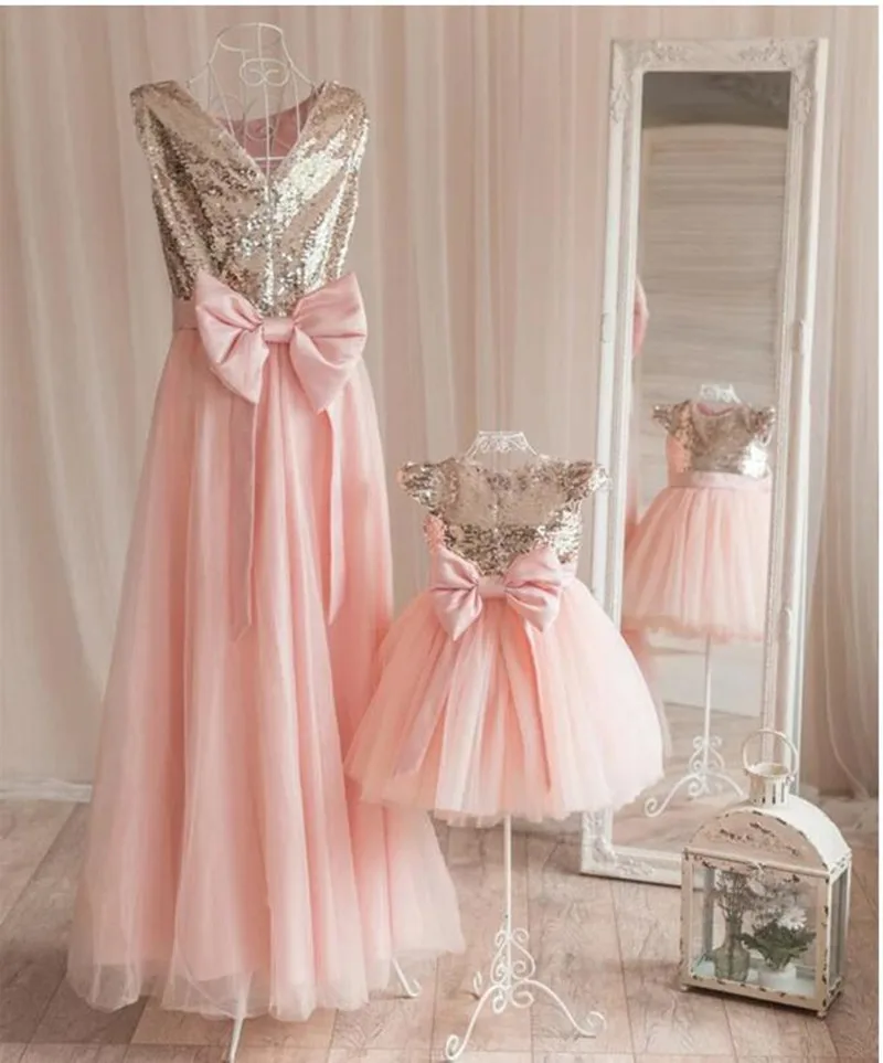 

New Mother Daughter Matching Dresses Children Beautiful Birthday Party Gowns Kids Clothes with Bow Photoshoot Any Size