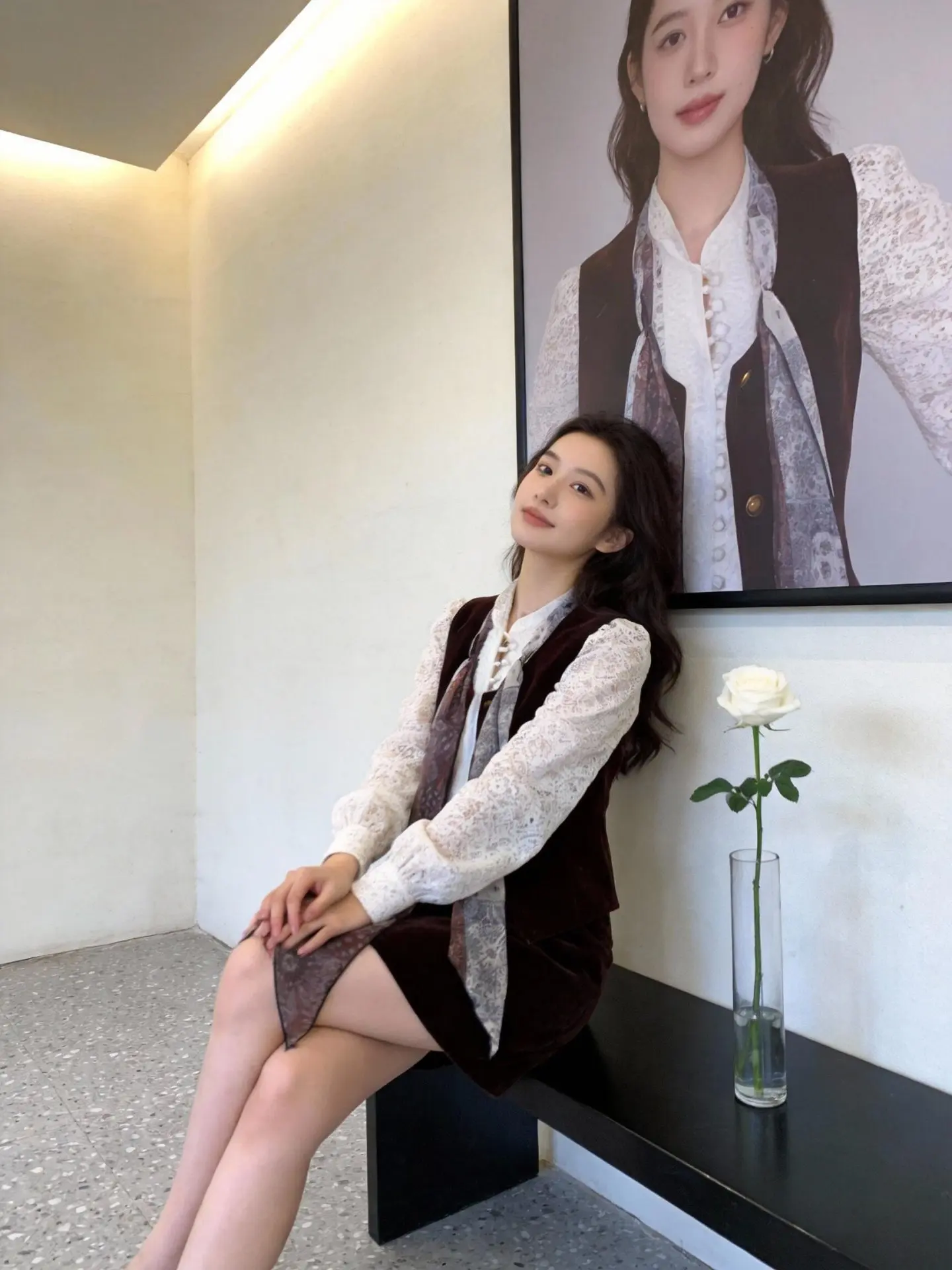 

Retro Fraance Sle Women's Design Vest irt Two-Piece Set Spring New Arrival Faionable High Waist Pure Color Korean Sle