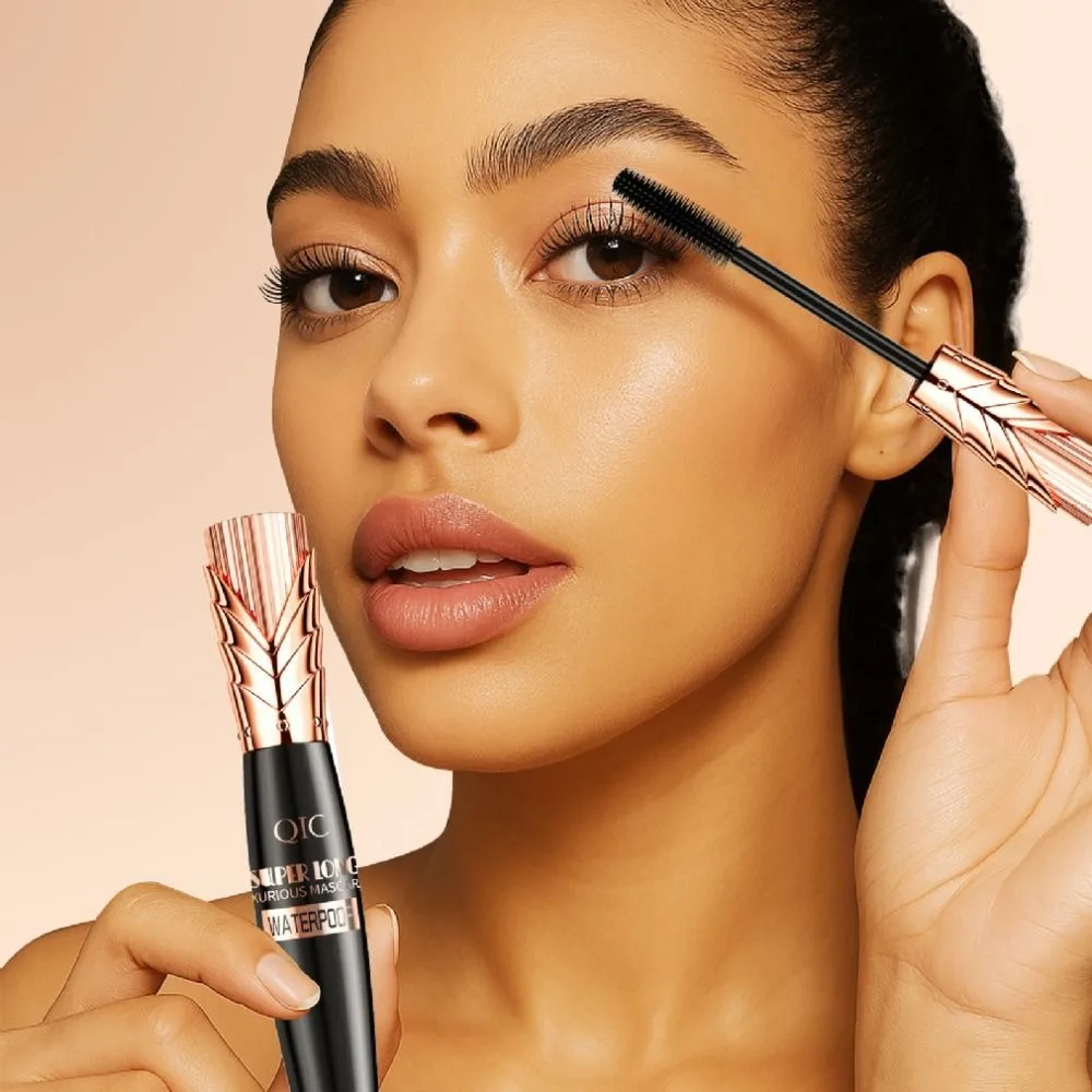 Rímel de volume de ondulação de longa duração à prova de manchas à prova d'água 3D Rímel à prova d'água duplo em um à prova de suor