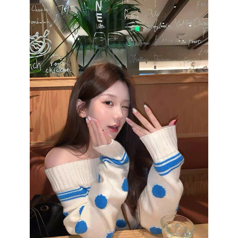 

YIBASHU Women's White Pullover Sweater Vintage 2000s Y2k Jumper Knitwear Korean Long Sleeves Slash Neck Sweater Winter Clothes