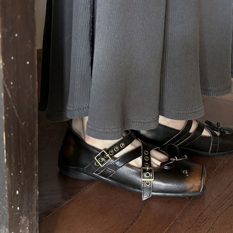 

K-Inspired（HyunA Style） Ballet Flats in Genuine Leather with Vintage-Inspired Gradient &